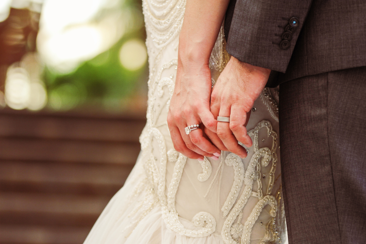 from-miss-to-mrs-for-the-field-apparel